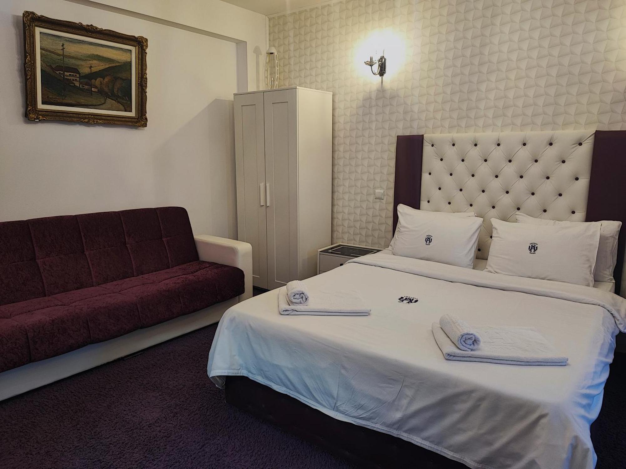 Iris Boutique Therme & Bucharest Otopeni Airport Exterior photo