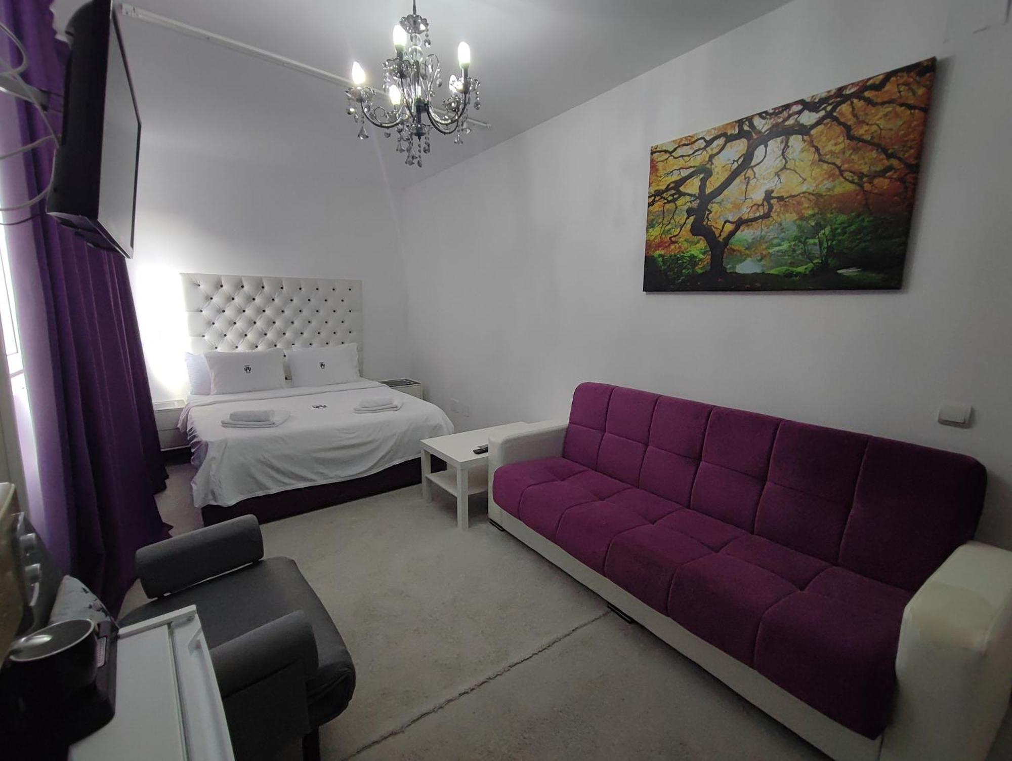 Iris Boutique Therme & Bucharest Otopeni Airport Exterior photo