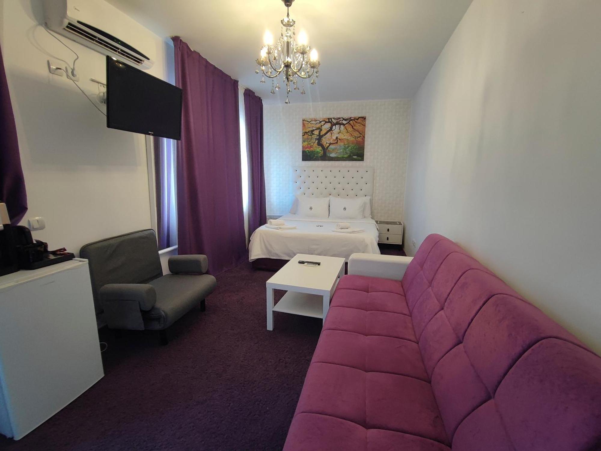 Iris Boutique Therme & Bucharest Otopeni Airport Exterior photo