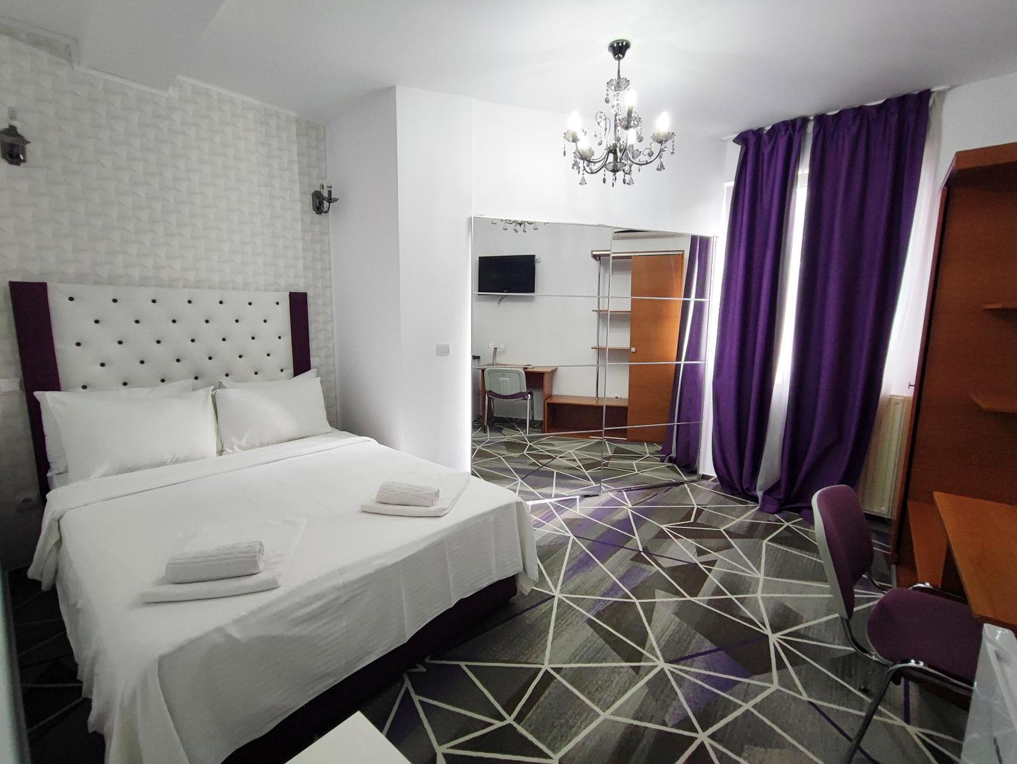Iris Boutique Therme & Bucharest Otopeni Airport Exterior photo