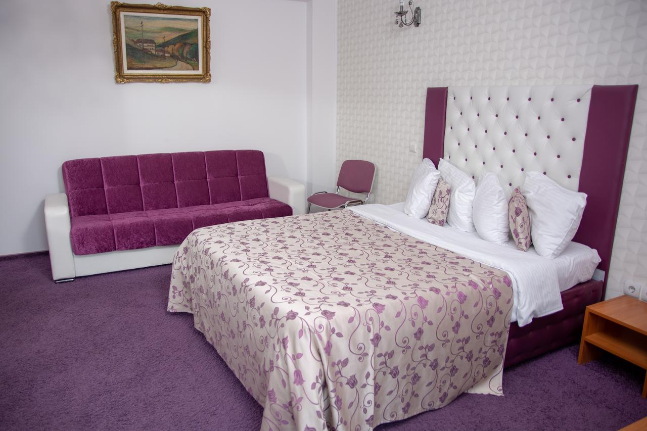 Iris Boutique Therme & Bucharest Otopeni Airport Exterior photo